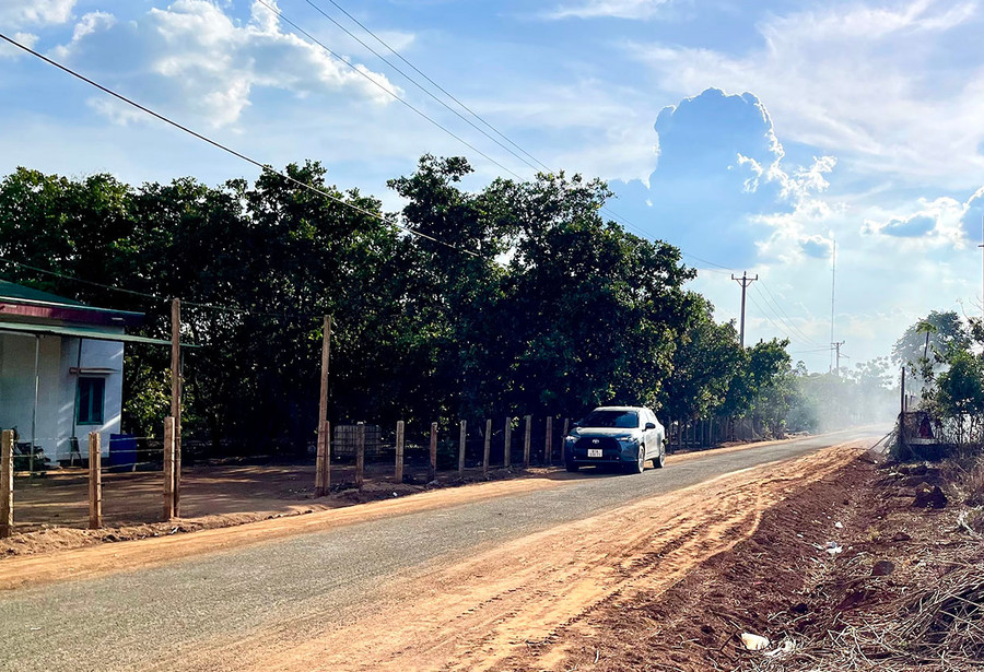 Dự án đường liên xã Ia Tô đi Ia Pếch dự kiến hoàn thành vào cuối năm 2024. Ảnh: V.T Dự án đường liên xã Ia Tô đi Ia Pếch dự kiến hoàn thành vào cuối năm 2024. Ảnh: V.T