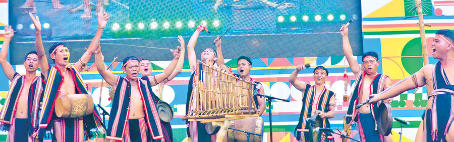 Đoàn nghệ nhân Jrai biểu diễn tại Lễ hội Âm thanh thế giới 2023. Ảnh: Shim Juhyung
