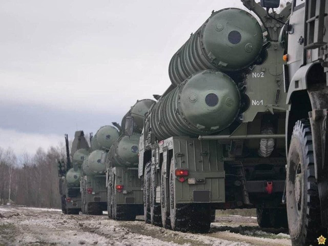 Hệ thống phòng không S-400 và Pantsir-S tham gia cuộc tập trận quân sự Nga-Belarus. Ảnh: ANADOLU Hệ thống phòng không S-400 và Pantsir-S tham gia cuộc tập trận quân sự Nga-Belarus. Ảnh: ANADOLU