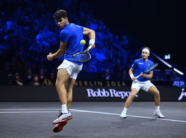 Alcaraz là diễn viên chính trên sàn diễn Laver Cup 2024