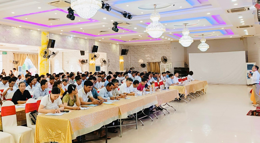 Sở LĐ-TB và XH tập huấn nâng cao năng lực cho cán bộ làm công tác đưa lao động đi làm việc có thời hạn ở nước ngoài theo hợp đồng. Ảnh: M.K Sở LĐ-TB và XH tập huấn nâng cao năng lực cho cán bộ làm công tác đưa lao động đi làm việc có thời hạn ở nước ngoài theo hợp đồng. Ảnh: M.K