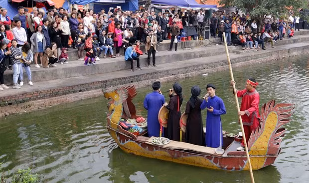 Năm 2009, với những giá trị tiêu biểu, đặc sắc, Dân ca Quan họ Bắc Ninh được UNESCO ghi danh vào Danh mục Di sản Văn hóa Phi vật thể Đại diện của Nhân loại. (Ảnh: Trần Việt/TTXVN)