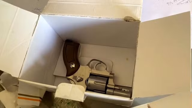 Khẩu súng kiểu rulo thuộc vũ khí quân dụng Khẩu súng kiểu rulo thuộc vũ khí quân dụng