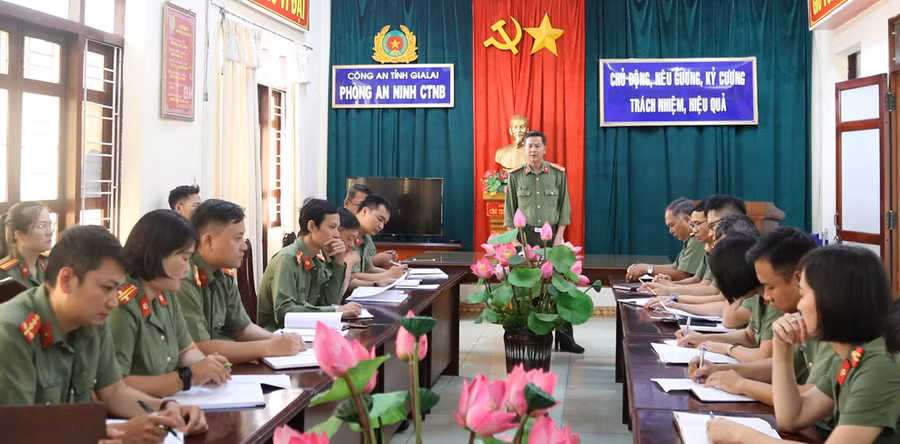 Phòng An ninh CTNB triển khai công tác. Ảnh: Thúy Trinh