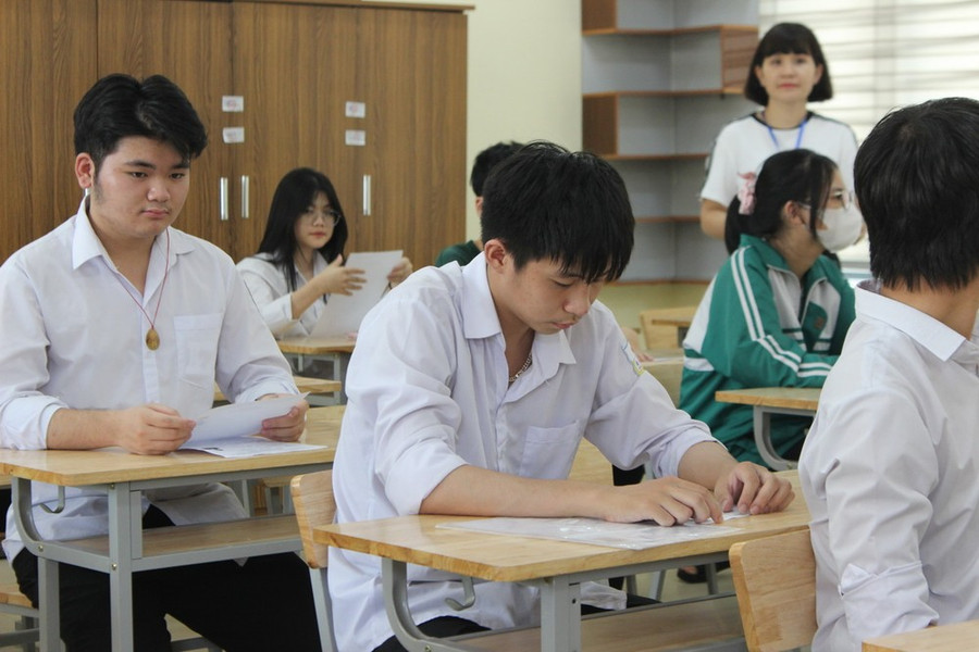 Thí sinh dự thi tốt nghiệp THPT. (Ảnh: Hoàng Ngà/TTXVN) Thí sinh dự thi tốt nghiệp THPT. (Ảnh: Hoàng Ngà/TTXVN)