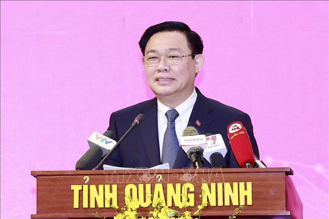 Chủ tịch Quốc hội Vương Đình Huệ phát biểu kết luận hội nghị. Ảnh: Doãn Tấn - TTXVN Chủ tịch Quốc hội Vương Đình Huệ phát biểu kết luận hội nghị. Ảnh: Doãn Tấn - TTXVN