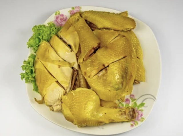 Bác sĩ chỉ ra loại thịt tốt nhất bạn nên ăn để ngăn ngừa đột quỵ - Ảnh 2. Chọn thịt gà thay cho thịt đỏ giúp giảm 27% nguy cơ đột quỵ. Ảnh: Shutterstock