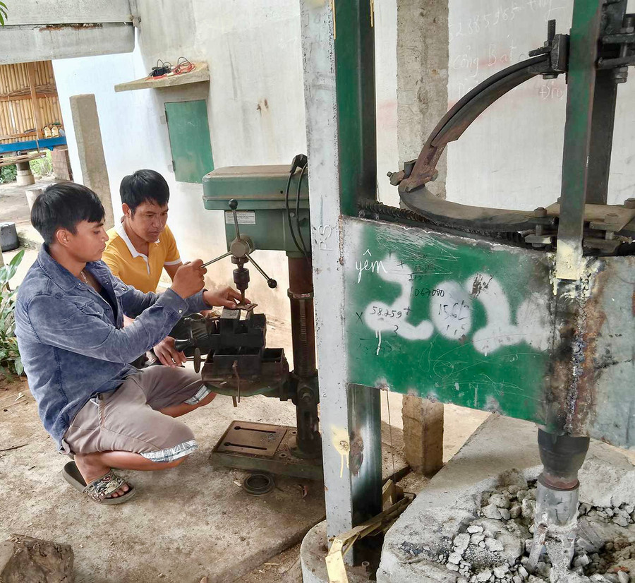 Các lớp dạy nghề thuộc 3 chương trình MTQG đã giúp nhiều thanh niên người đồng bào dân tộc thiểu số có việc làm ổn định. Ảnh: Hà Duy Các lớp dạy nghề thuộc 3 chương trình MTQG đã giúp nhiều thanh niên người đồng bào dân tộc thiểu số có việc làm ổn định. Ảnh: Hà Duy