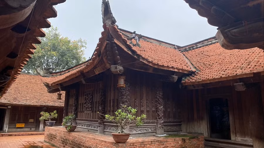 Chùa Đậu lưu giữ nhiều giá trị văn hóa, kiến trúc, nghệ thuật của các vương triều Lý-Trần-Lê-Nguyễn. (Ảnh: Bích Hằng/Vietnam+)