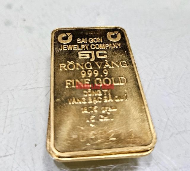 Giá vàng SJC tiếp tục tăng mạnh