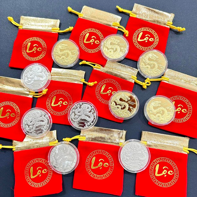 Xu có hình rồng vàng - bạc 2024