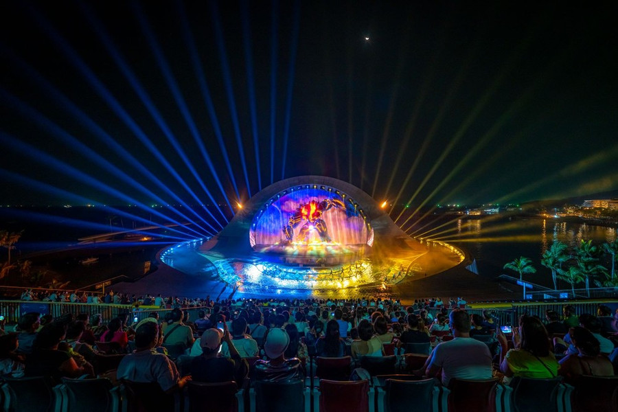 Show diễn Nụ Hôn Của Biển Cả - trải nghiệm nhất định phải thử khi đến Phú Quốc