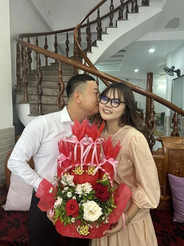 Đám cưới của cặp đôi đũa lệch sẽ được tổ chức cuối năm nay. Ảnh NVCC