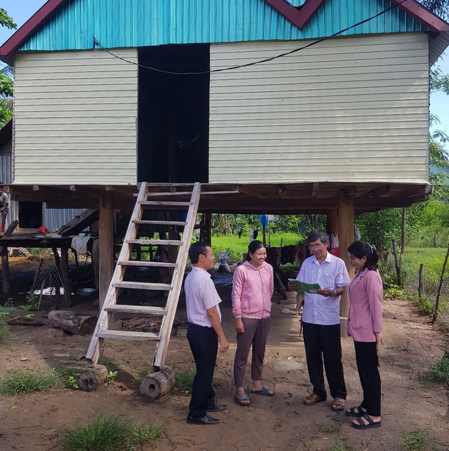 Đời sống của đồng bào dân tộc thiểu số ngày càng được quan tâm cải thiện thông qua các chương trình, dự án hỗ trợ phát triển kinh tế. Ảnh: S.C