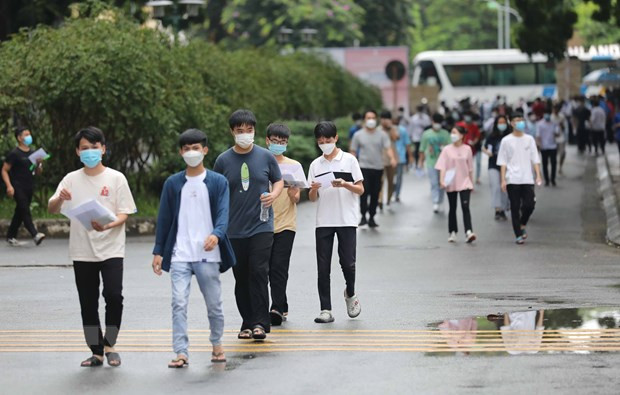 Nhiều ý kiến cho rằng nên giảm số môn thi để giảm áp lực cho học sinh. (Ảnh: TTXVN) Nhiều ý kiến cho rằng nên giảm số môn thi để giảm áp lực cho học sinh. (Ảnh: TTXVN)