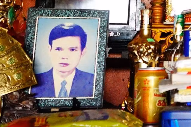 Di ảnh liệt sĩ Lê Doãn Tường