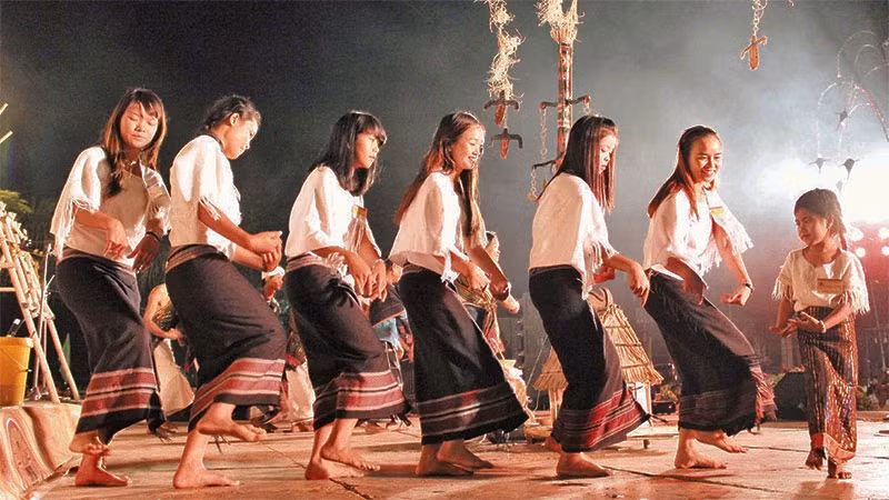 Điệu tamya quyến rũ của người Chu Ru.