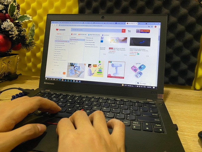 Các ông lớn Facebook, Google… đã nộp gần 4.000 tỉ đồng tiền thuế - Ảnh 1. Ngành thuế tăng cường quản lý, thu thuế với hoạt động thương mại điện tử