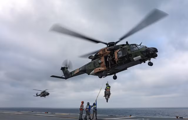 Một chiếc trực thăng MRH-90 của Úc