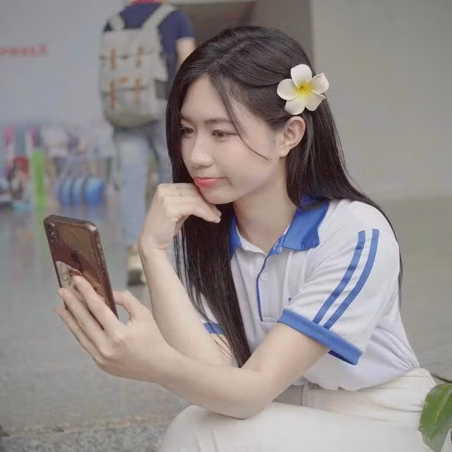 Trang Nhung hiện là sinh viên năm cuối Khoa Kỹ thuật môi trường, Trường ĐH Xây dựng Hà Nội. Ảnh: NVCC