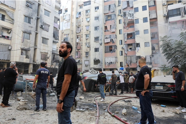 Hiện trường một vụ không kích của Israel ở ngoại ô phía Nam thủ đô Beirut - Lebanon hôm 20-9. Ảnh: REUTERS Hiện trường một vụ không kích của Israel ở ngoại ô phía Nam thủ đô Beirut - Lebanon hôm 20-9. Ảnh: REUTERS