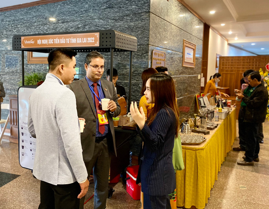 Nhiều doanh nghiệp trong và ngoài nước tìm hiểu cơ hội đầu tư tại Gia Lai. Ảnh: Hà Duy