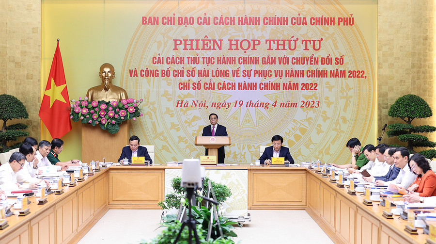 Thủ tướng Phạm Minh Chính chủ trì phiên họp. Ảnh Báo Điện tử Chính phủ