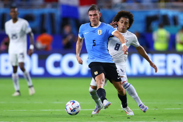 Man United mong chờ nhiều ở "chất thép" nơi tuyển thủ Uruguay Man United mong chờ nhiều ở "chất thép" nơi tuyển thủ Uruguay