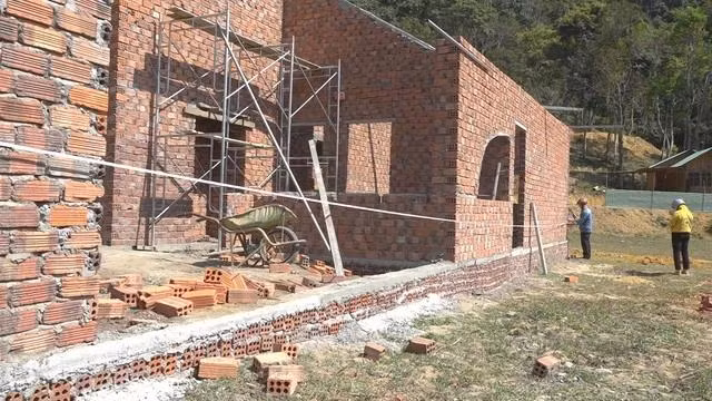 Tổ 371 kiểm tra, xử lý vi phạm pháp luật trong các lĩnh vực đất đai, xây dựng. Ảnh: Đức Nhật