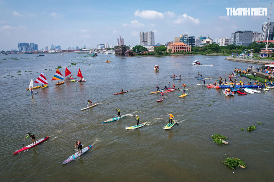 Nằm trong khuôn khổ lễ hội sông nước TP.HCM năm 2024, giải đua nhằm thúc đẩy sự quan tâm của người dân TP.HCM với các bộ thể thao, lối sống lành mạnh trong cộng đồng, tăng cường sự gắn kết con người, nâng cao ý thức, trách nhiệm giữ gìn bảo vệ môi trường sông ngòi kênh rạch. Ảnh: Nhật Thịnh Nằm trong khuôn khổ lễ hội sông nước TP.HCM năm 2024, giải đua nhằm thúc đẩy sự quan tâm của người dân TP.HCM với các bộ thể thao, lối sống lành mạnh trong cộng đồng, tăng cường sự gắn kết con người, nâng cao ý thức, trách nhiệm giữ gìn bảo vệ môi trường sông ngòi kênh rạch. Ảnh: Nhật Thịnh