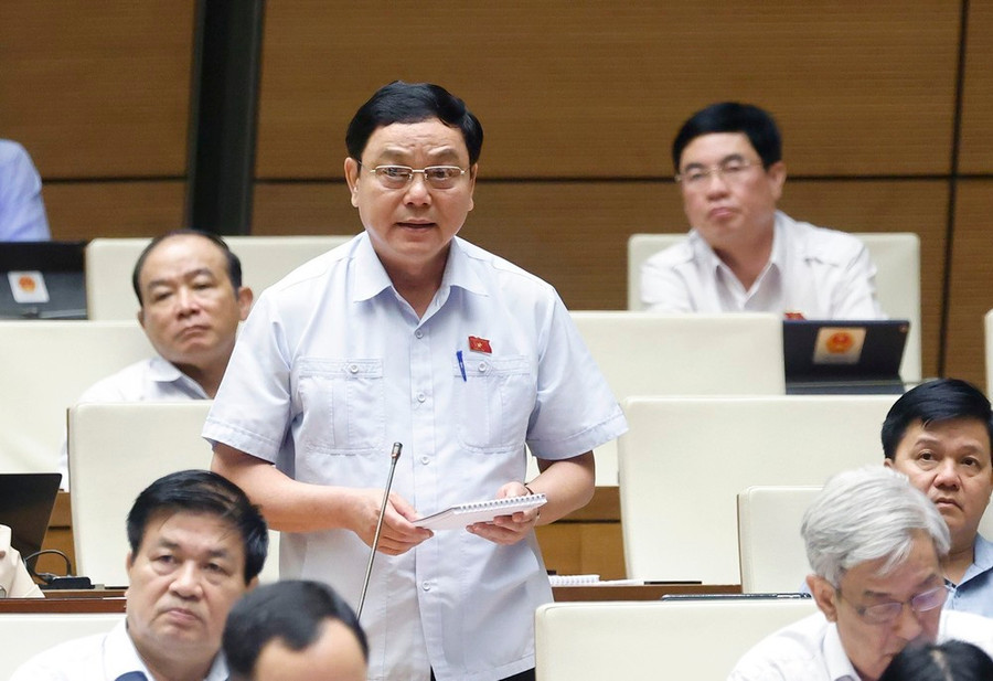 Đại biểu Hoàng Đức Thắng, Phó Đoàn đại biểu Quốc hội Quảng Trị. (Ảnh: TTXVN) Đại biểu Hoàng Đức Thắng, Phó Đoàn đại biểu Quốc hội Quảng Trị. (Ảnh: TTXVN)