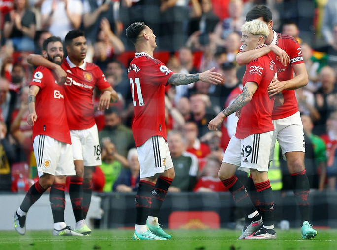 Man United nhiều cơ hội giành một vị trí Top 4 Man United nhiều cơ hội giành một vị trí Top 4