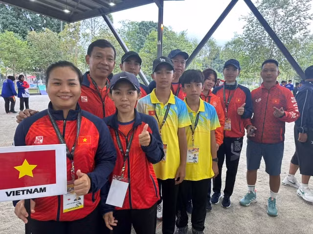 Hạ Thái Lan ở chung kết, bi sắt Việt Nam đoạt huy chương vàng châu Á 2023 - Ảnh 2. Đội tuyển bi sắt Việt Nam tham dự giải vô địch bi sắt châu Á lần thứ 5 năm 2023. Ảnh: ABSC