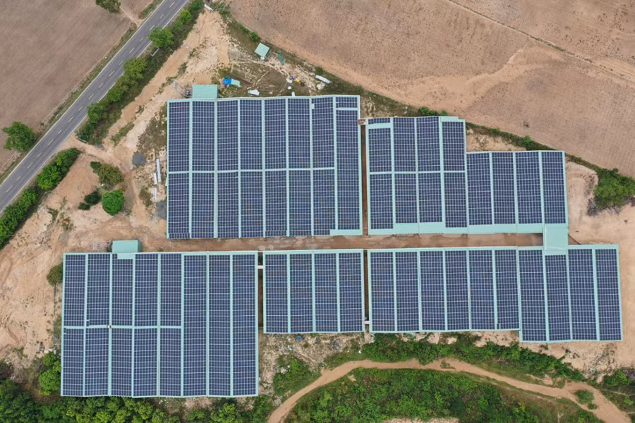 Dự án điện mặt trời áp mái của Công ty TNHH Năng Lượng Xanh vạn Phát, xã Chư Ngọc, huyện Krông Pa. Ảnh nguồn internet