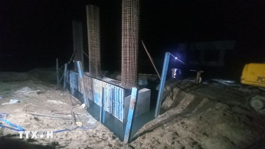 Khu vực công trường các công nhân làm việc trước khi về lán trại để nghỉ ngơi thì gặp nạn. (Ảnh: Xuân Triệu/TTXVN)