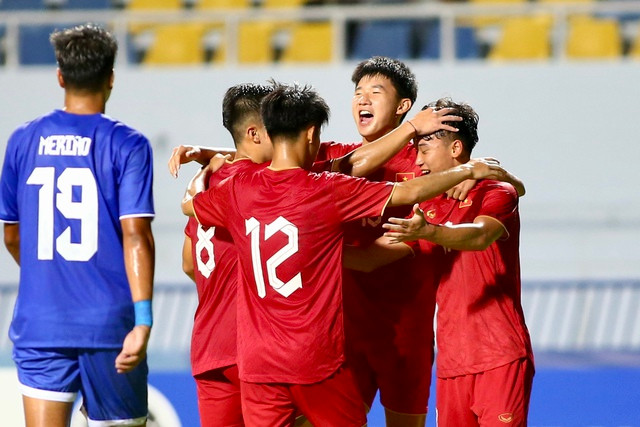 U.23 Việt Nam ăn mừng bàn thắng mở tỷ số U.23 Việt Nam ăn mừng bàn thắng mở tỷ số