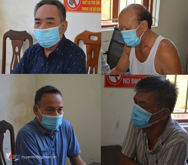 Bốn bị can bị khởi tố về tội “Lạm quyền trong thi hành công vụ”. (Nguồn: Truyền hình Nghệ An) Bốn bị can bị khởi tố về tội “Lạm quyền trong thi hành công vụ”. (Nguồn: Truyền hình Nghệ An)