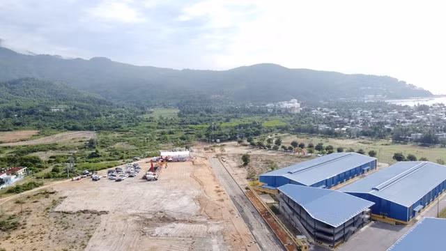 Đường nối cảng Liên Chiểu rút ngắn vận chuyển hàng hóa KCN. ẢNH: NGUYỄN TÚ