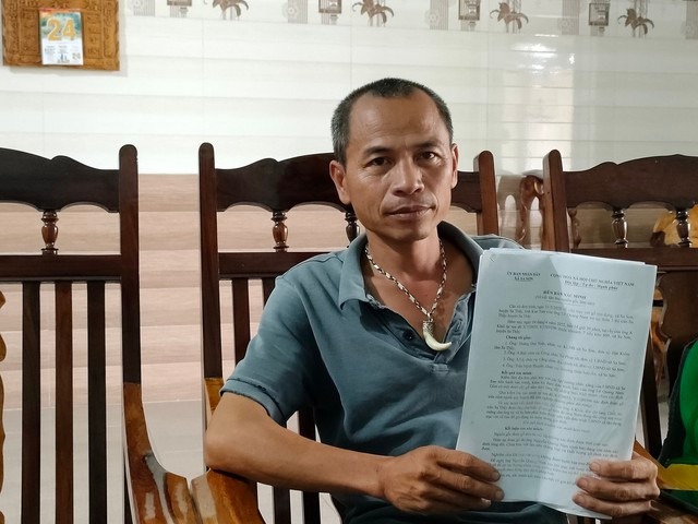 Ông Lê Quang Nam không đồng ý với quyết định xử phạt của cơ quan công an. Ảnh: ĐỨC NHẬT