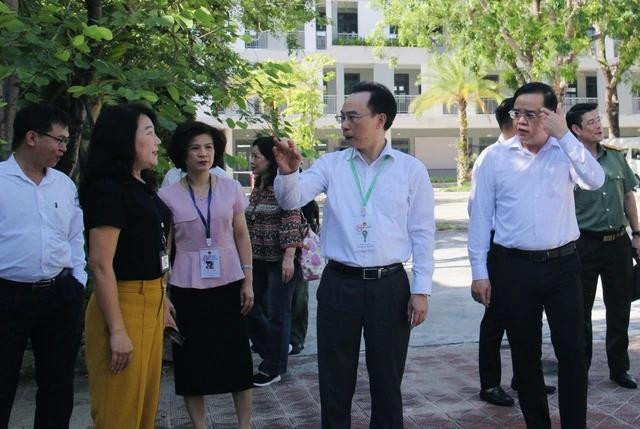 Đoàn công tác Ban chỉ đạo cấp quốc gia kỳ thi tốt nghiệp THPT năm 2024 kiểm tra, khảo sát một số điểm thi, điểm in sao đề thi tại TP.Đà Nẵng. Ảnh: HUY ĐẠT Đoàn công tác Ban chỉ đạo cấp quốc gia kỳ thi tốt nghiệp THPT năm 2024 kiểm tra, khảo sát một số điểm thi, điểm in sao đề thi tại TP.Đà Nẵng. Ảnh: HUY ĐẠT