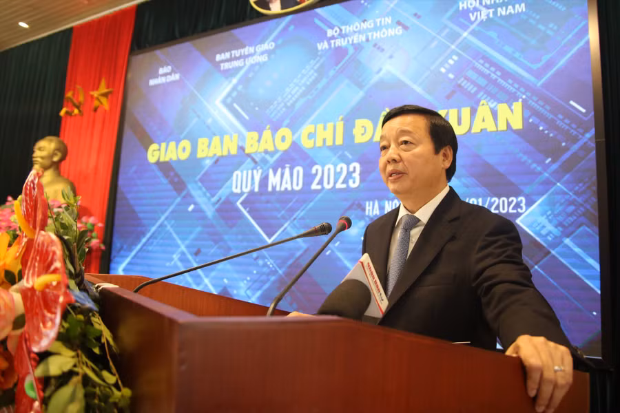 Phó Thủ tướng Chính phủ Trần Hồng Hà phát biểu tại Giao ban báo chí đầu xuân Quý Mão. Ảnh: T.Vương