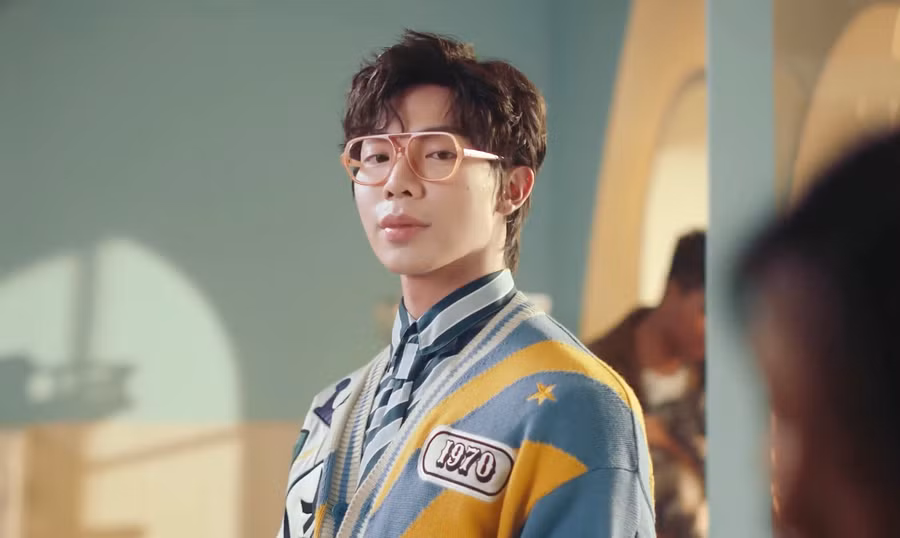 <3RIK là EP đầu tiên trong sự nghiệp của Erik.