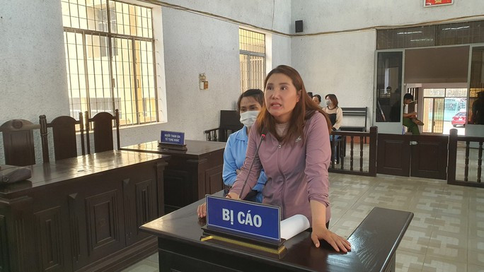 2 bị cáo tại phiên tòa sơ thẩm