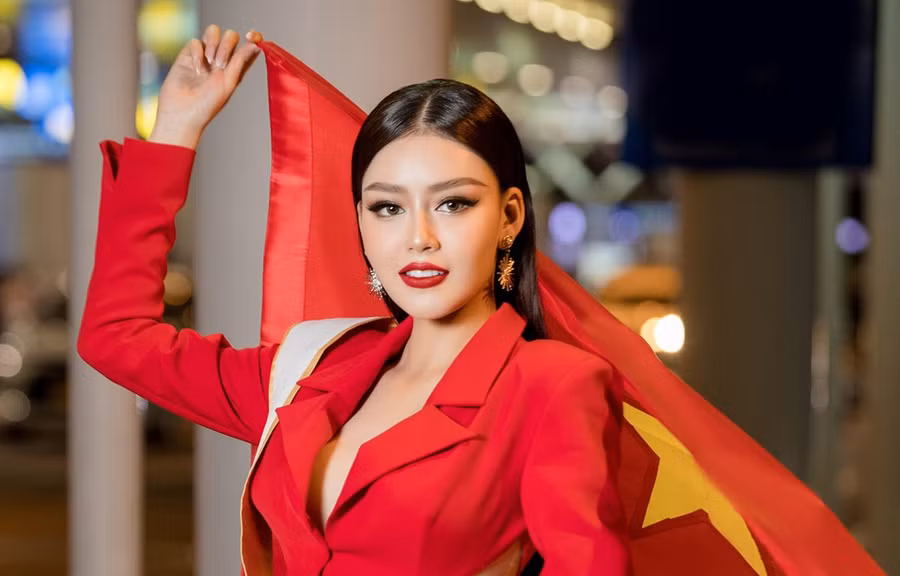 Thanh Ngân trước giờ lên đường sang Ba Lan dự thi Miss Supranational 2023. (Ảnh: PV/Vietnam+)