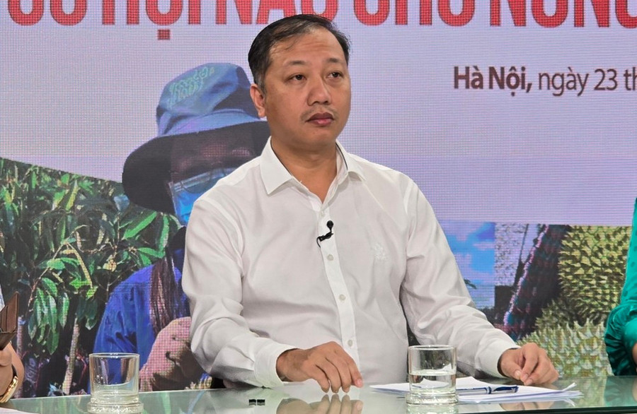 Phó Cục trưởng Cục Bảo vệ thực vật Nguyễn Quang Hiếu Phó Cục trưởng Cục Bảo vệ thực vật Nguyễn Quang Hiếu