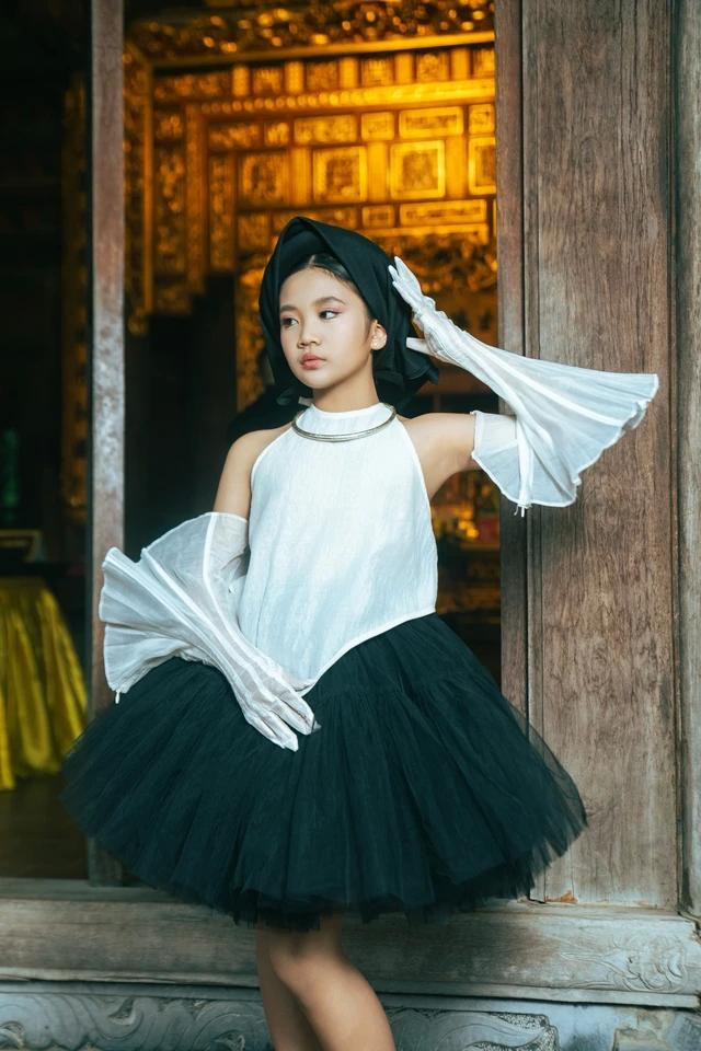 An An thể hiện đam mê thời trang ngay từ khi còn bé. ẢNH: EUNOIA BY AN