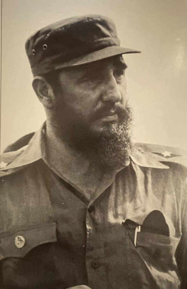 Chân dung Fidel Castro. ẢNH: SỸ SÔ Chân dung Fidel Castro. ẢNH: SỸ SÔ