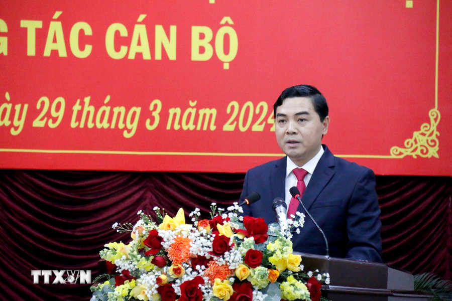 Ông Nguyễn Hoài Anh, Bí thư Tỉnh ủy Bình Thuận nhiệm kỳ 2020-2025 phát biểu nhận nhiệm vụ. (Ảnh: Nguyễn Thanh/TTXVN) Ông Nguyễn Hoài Anh, Bí thư Tỉnh ủy Bình Thuận nhiệm kỳ 2020-2025 phát biểu nhận nhiệm vụ. (Ảnh: Nguyễn Thanh/TTXVN)