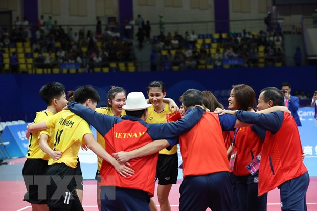 Cầu mây Việt Nam có đủ 3 màu huy chương ở ASIAD 19. (Ảnh: Hoàng Linh/TTXVN)