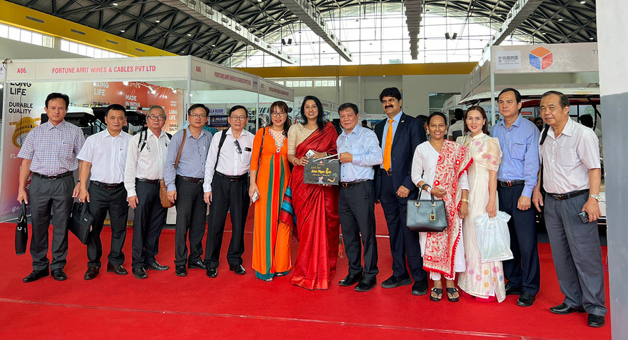 Đoàn công tác tỉnh Gia Lai thăm, làm việc tại bang Telagana. Ảnh: H.H